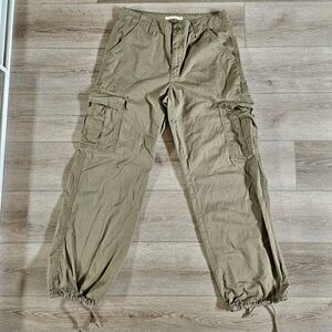 Women's Levi 94 Baggy Olive Green Cargo Long Pants Sz 30 Workwear Utility